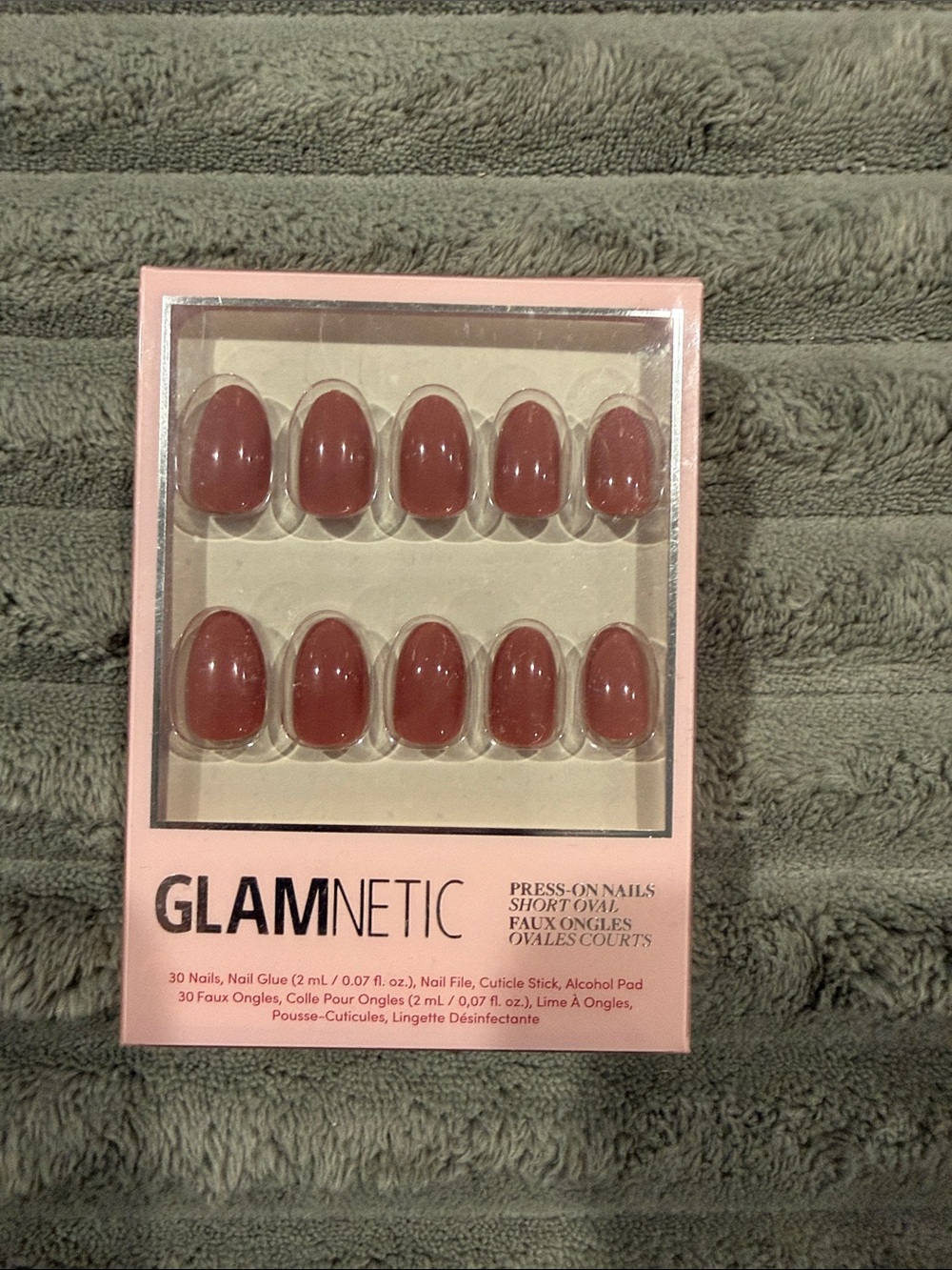 GLAMNETIC Short Oval Press-On Nails in Mauve Pink